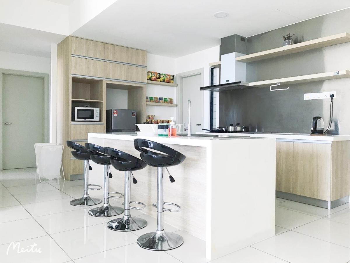Mid Valley Southkey Mosaic 3Br By Greatday Johor Bahru